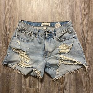 Abercrombie Curve Love Boyfriend Shorts